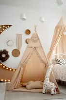 Didelis tipi palapinė vaikams su priedais, smėlio spalvos