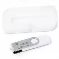 Atmintinė Pirmajai Komunijai 32Gb Usb 2.0 Usb-c + dėžutė ir Pirmoji Komunija, graviruotas