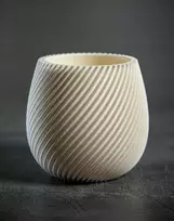 Modernus spiralinis vazonas / vaza - minimalistinė dekoracija