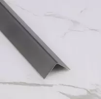 Nerūdijančio plieno kampainis Inox šlifuotas 15x15