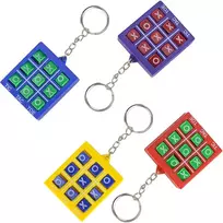 Bcedigad 4 vienetų „tic Tac Toe“ raktų pakabukų rinkinys, juokingas „tic Tac Toe“ žaislas su raktų žiedu, mini „tic Tac Toe“ žaidimas su raktų žiedu, skirtas kuprinės segtukui, gimtadienio mergaitėms
