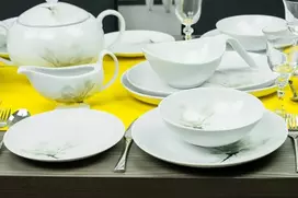 Lubiana Magnolia valgomojo servizo komplektas 41 el. 12 asmenų su sriubos dubeniu