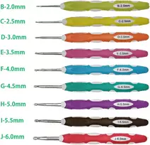Quupy 9 aliumininių nėrimo vąšelių rinkinys su minkštomis rankenomis, skirtas artritinėms rankoms, nuo B-2,0 mm iki J-6,0 mm, įvairiaspalvis