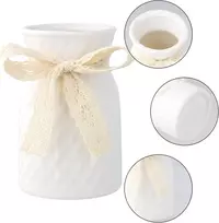 Balta keraminė vaza 15 cm, moderni dekoratyvinė
