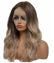 Moteriškas perukas, atrodantis kaip natūralūs sintetiniai plaukai, šviesūs, banguoti, ilgi, lace front
