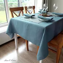 Lininė ir medvilninė staltiesė Caerula, lininis audinys – 100 % linas, mėlyna (147 x 300 cm) kvadratinė vienspalvė namų virtuvės dekoracija valgomojo stalui restoranui viešbučiui kavinei festivaliui vakarėliui