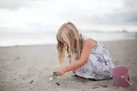 Scrunch sulankstomas kibiras - pudros rožinė smėlio dėžė vaikams