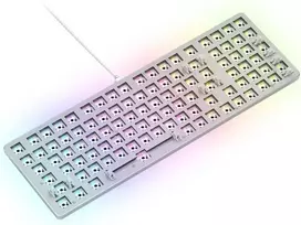 Klaviatūra Glorious Gaming Gmmk 2 Full Size (96%) Barebones (tik rėmas) - mechaninė žaidimų klaviatūros skeletas, Full Size (96%), aliumininė, pritaikoma, Rgb, Amerikietiška/ansi išdėstymas - balta