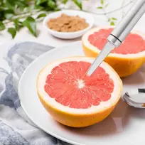 2 vnt. greipfrutų peilių rinkinys, nerūdijančio plieno lenktas dantytas greipfrutų peilis, dantytas vaisių peilis, dantytas virtuvinis peilis, greipfrutų skustukas