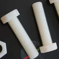 5 x Nailono šešiakampiai varžtai M16 x 65 mm su veržlėmis ir poveržlėmis