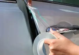 Apsauginė automobilio durų slenksčių juosta 30mm x 5m