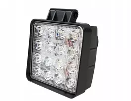 Led halogeninė lempa 16 x 3 W galinga 48 W tralui, pagalbai