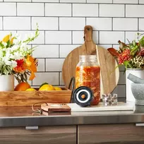 Nourished Essentials Raugiklių rinkinys (3 mason stiklainiai, užsukami dangteliai, 3 fermentacijos svareliai, pompa) konservavimo stiklainiai neįeina. Lengvai pasigaminkite kimchi, raugintus kopūstus