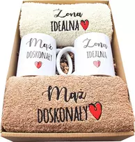 Vestuvių dovana, rankšluosčių ir puodelių rinkinys su siuvinėjimu porai