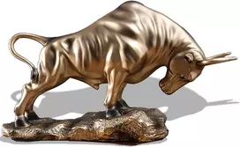 Auksinė feng shui jaučio skulptūra iš dervos – jaučio figūrėlė laimei, karjerai ir turtui – kiniškas suvenyras, dovana, namų biuro stalo dekoracija televizoriaus spintelei