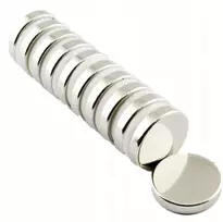 100 vnt. Neodimio magnetai 5x2 mm, N42 cilindriniai