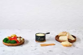 Cosy & Trendy apvalus raclette įrankis, nerūdijantis plienas + 1 mentelė, 1 asmeniui, juodas