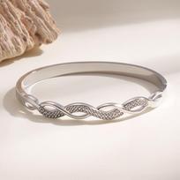 Titanium Steel Wave Pattern Buckle Women's High-end Cross Bracelet Bracelet 19CM beige