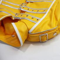 Queen pagrindinis vokalistas Freddie Mercury Cosplay kostiumas Geltonas odinis švarkas Paltai Unisex Helovino Karnavalo Apranga S white