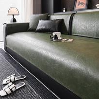 Dirbtinės odos kėdės pagalvėlė Švelnus elegantiškas stilius Neslystanti dirbtinės odos sofos kėdės pagalvėlė Atspari skysčiams Šlapimo barjeras Keturių sezonų sofos užtiesalas 70*120cm