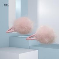 Fluffy Pom-Pom Hair Clips For, Sweet And Cute, Perfect for Autumn And Winter, Versatile with Side Bangs white