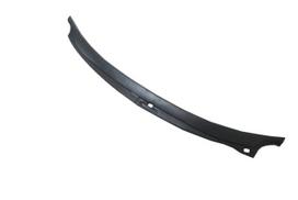 Volkswagen Polo 3 1995-1999 priekinio stiklo apatinė grotelė Oem 6N1854341A