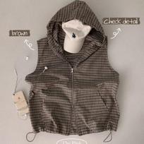 The Pink Check Anorak Hood String Zip Up Vest free/Red black