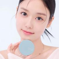 Sebum-Removing Jelly Powder / Oil-Blotting Powder That Captures Only Oil beige
