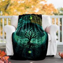 Viking Runes & Tree of Life Flannel Blanket Soft All-Season Throw, Design for Camping, Car Travel, Hiking Sofa, Bed, Office Perfect Gift for Parties 80cmx120cm