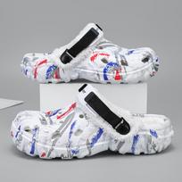 Fashion Fuzzy Men Clogs Outdoor Slippers Winter Fur Men Slippers Waterproof Garden Shoes Men Warm House Shoes Anti-slip Fur Slippers 42 white