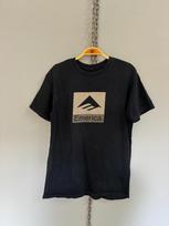 Vintage Y2K Emerica Skateboard t shirt 130 gray