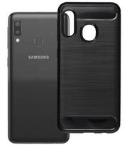 Juodas dėklas Samsung Galaxy A20e telefonui "Carbon 2.0"