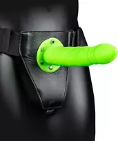 Ouch! by Shots tuščiaviduris strap-on, spiralinis, šviečiantis tamsoje, žalias, 20 cm