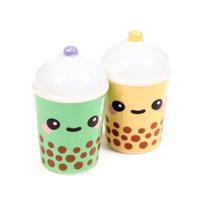„Boba & Matcha Bubble Tea Foodiemals“ keramikinis druskos ir pipirų rinkinys