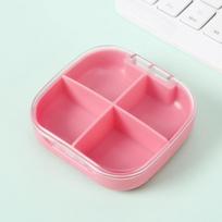 Nešiojama 4 skyrių drėgmei atspari mini tablečių dėžutė kelionėms 7.5*7*2 cm