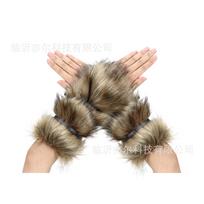 Viking Cape Sleeve Covers Foot Covers Skirt Set Faux Fur Cape Scarf Halloween Performance Costume Grass yellow (sleeves/bands) beige