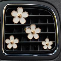 4PCs Flower Car Outlet Vent Perfume Clips Air Freshener Diffuser Conditioning Aromatherapy Perfume Clip Car Interior Decoration white