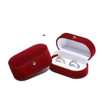 Aksominė papuošalų dėžutė su sagtimi,  1pc (big Red)