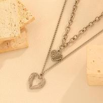 Cross-Border 18K Gold-Plated Stainless Steel Heart Pendant Necklace with Double Layer Clavicle Chain beige