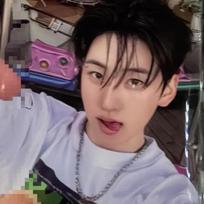 KICKFLIP 5th album kick off the wall pt. 1 music show photocard Tongue-peeking version set