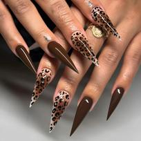 24Pcs White Gradient Press on False Nails Acrylic Stiletto Almond Fake Nail Wearable Solid Color Simple Full Cover Manicure Tips