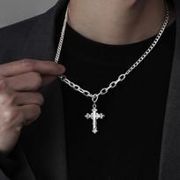 Stainless steel cross pendant necklace men's high-end Cuban chain non-fading collarbone sweater chain accessories black