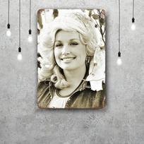 Dolly Parton dekoratyvinis plakatas Vintažinis skardos ženklas Metalinis ženklas Dekoratyvinė plokštelė Pub'ui Barui Vyriškam kampeliui Klubui Sienų dekoracija 30x40cm(11.8x15.7inch)