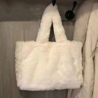 Soft Furry Plush Tote Bag Large Capacity Shoulder Handbag Casual Faux Fur Tote Bag  Girl balta
