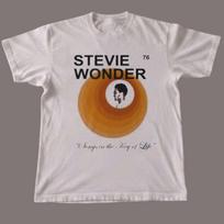 Grafinis medvilninis marškinėlis su Stevie Wonder dainomis iš albumo 'Key of Life', unisex 140
