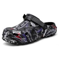 Men Clogs Slippers High Quality Classic Outdoor Anti-Slip Garden Shoes Lightweight Fashion Casual Sandals 43 juoda