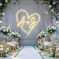 Individualūs raidžių širdies LED neoninis ženklas, personalizuotas vardo neoninis apšvietimas vestuvių vakarėlio fonui, namų sienų dekoravimui, dovana porai Height 30cm beige