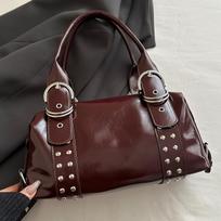 This stylish and chic women's tote bag features a simple studded design and a relaxed, casual vibe, perfect for everyday casual wear and street ruda