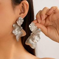 Vintage Big Leaf Shaped Stud Earrings For Women Gold Silver Exaggerated Big Metal Flower Posting Earringss Punk black