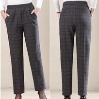 Middle-aged women's pants fleece thickened elastic high waist the elderly pants female grandma pants loose mother straight pants 5XL black
